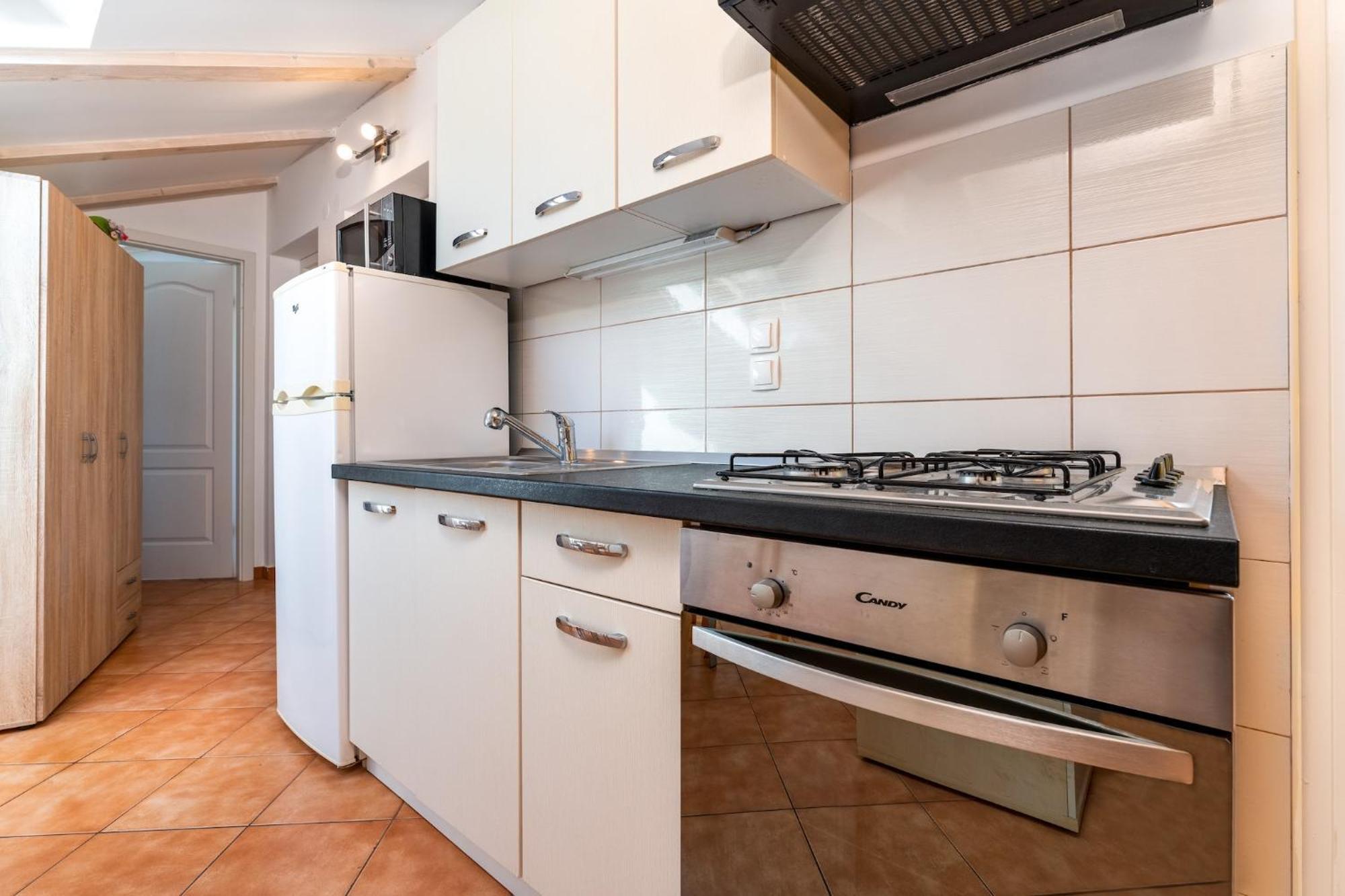 Apartments With A Parking Space Baska, Krk - 13907 部屋 写真