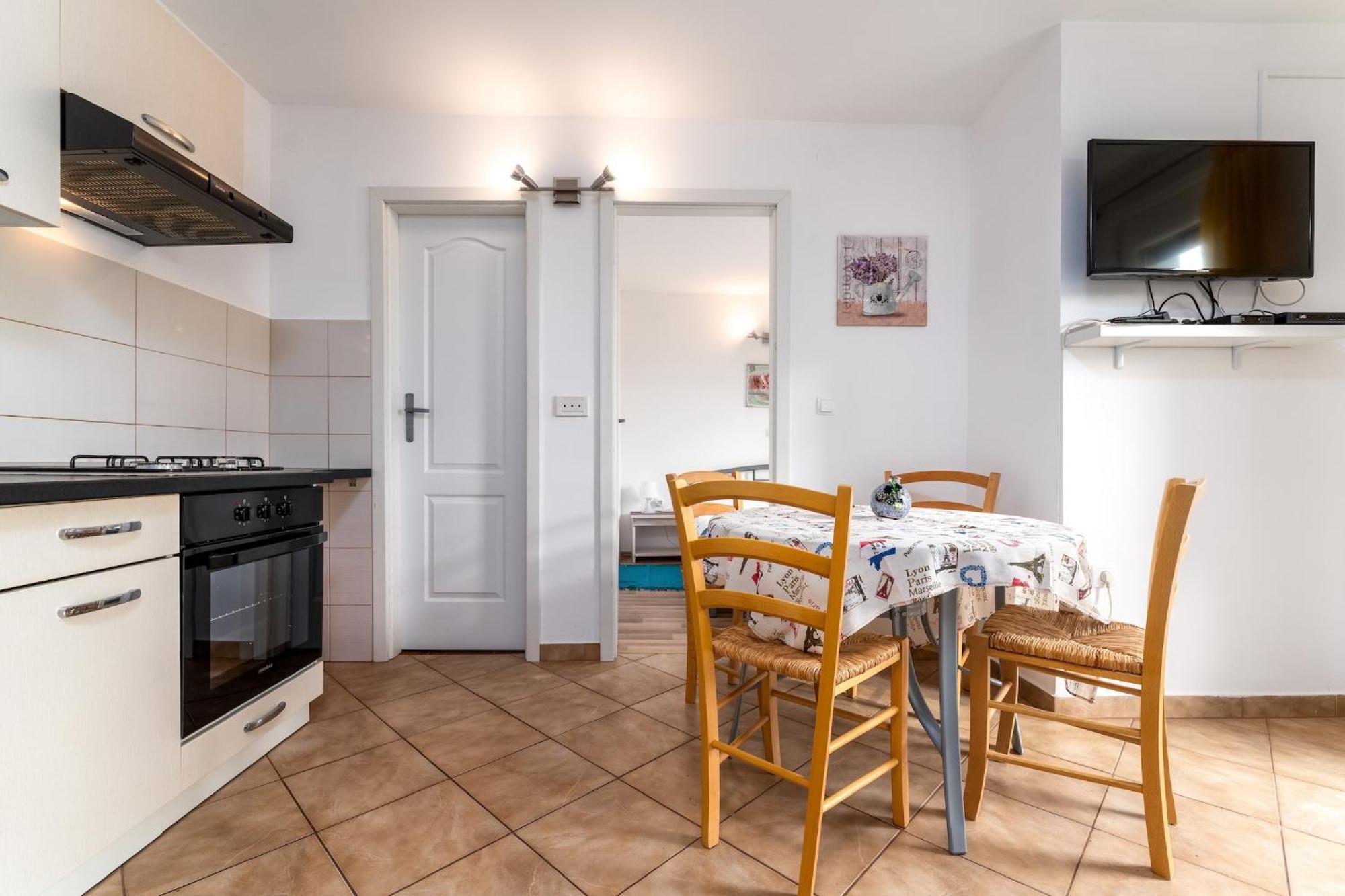 Apartments With A Parking Space Baska, Krk - 13907 部屋 写真